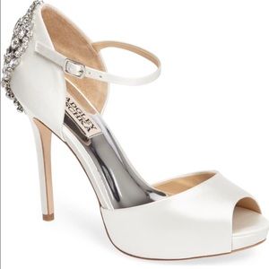 Badgley Mischka heels